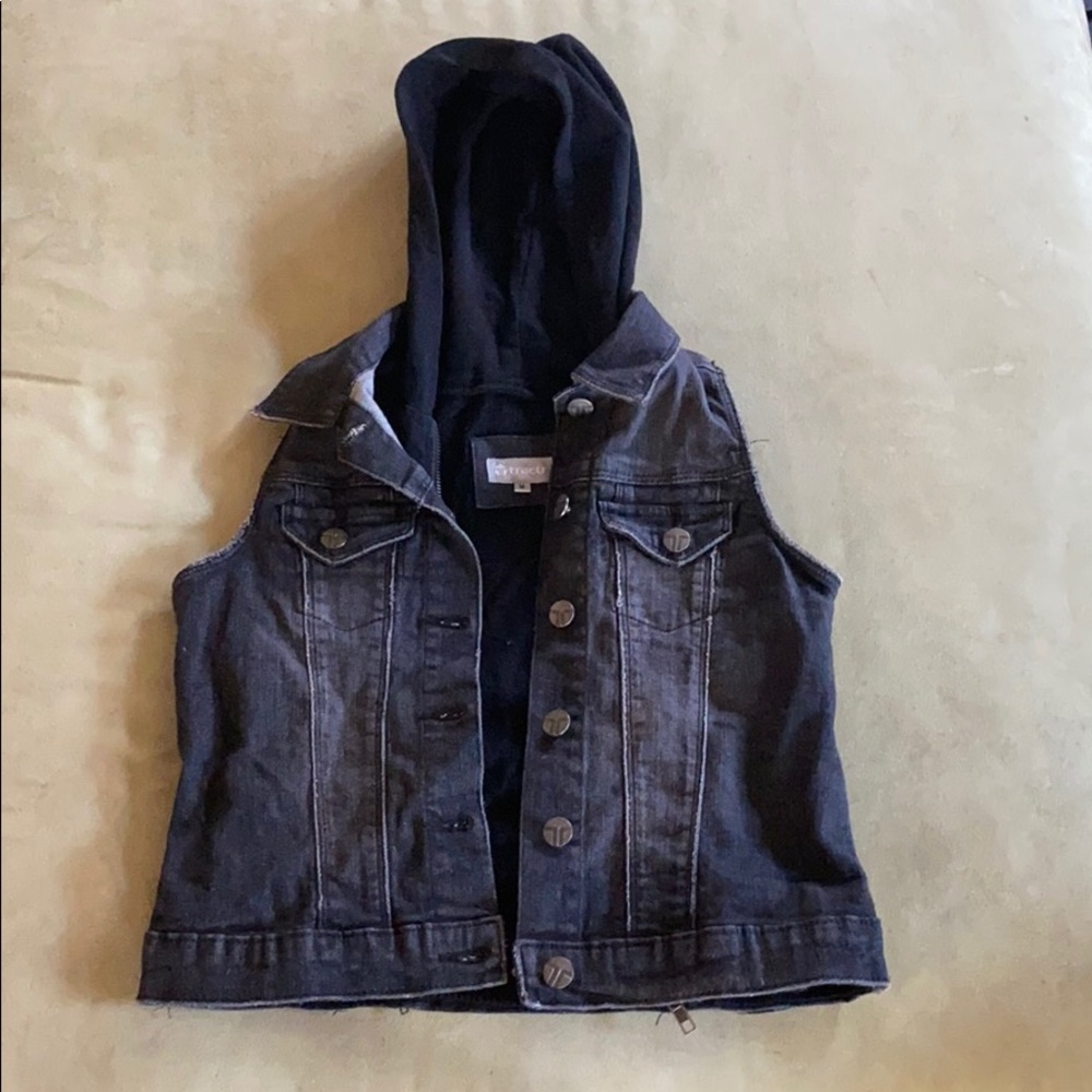 Tractr denim hooded vest